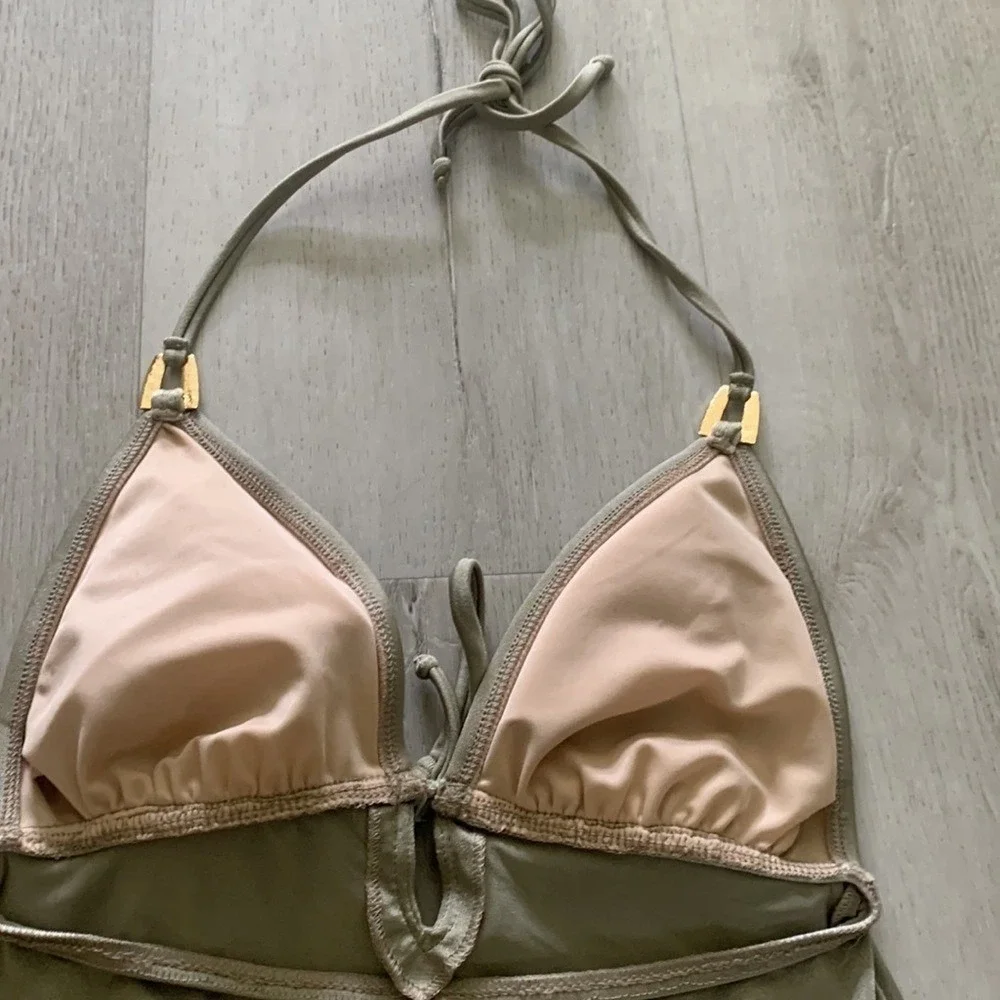 Badgley Mischka no bottoms